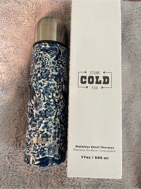 Stone Cold Fox Blue & White Floral Stainless Steel Thermos - 500 ml / 17 fl oz